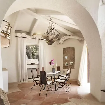 5br By Couelle וילה